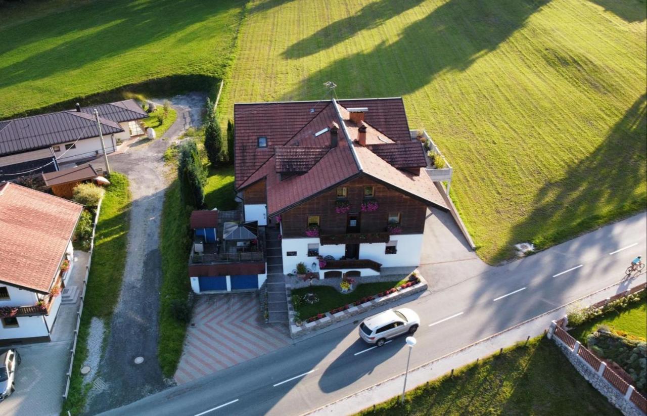 Ferienwohnung Neuheim Niederau Exteriör bild